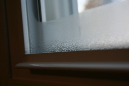 How to Stop Interior Window Condensation - Sicora