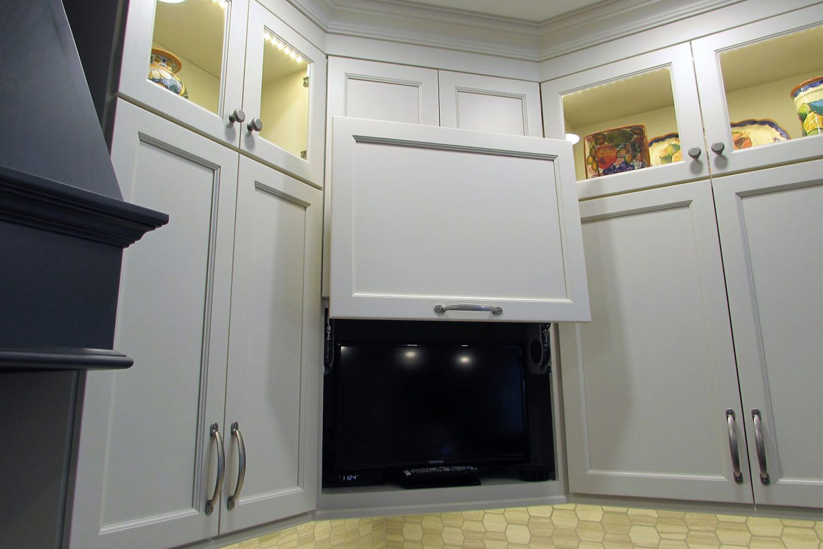 semi custom kitchen cabinets custom vs semi custom cabinets choice windows semi custom kitchen cabinets custom vs semi custom cabinets choice windows